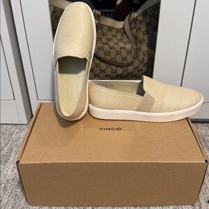Vince Cream Slip-On Shoes - NIB